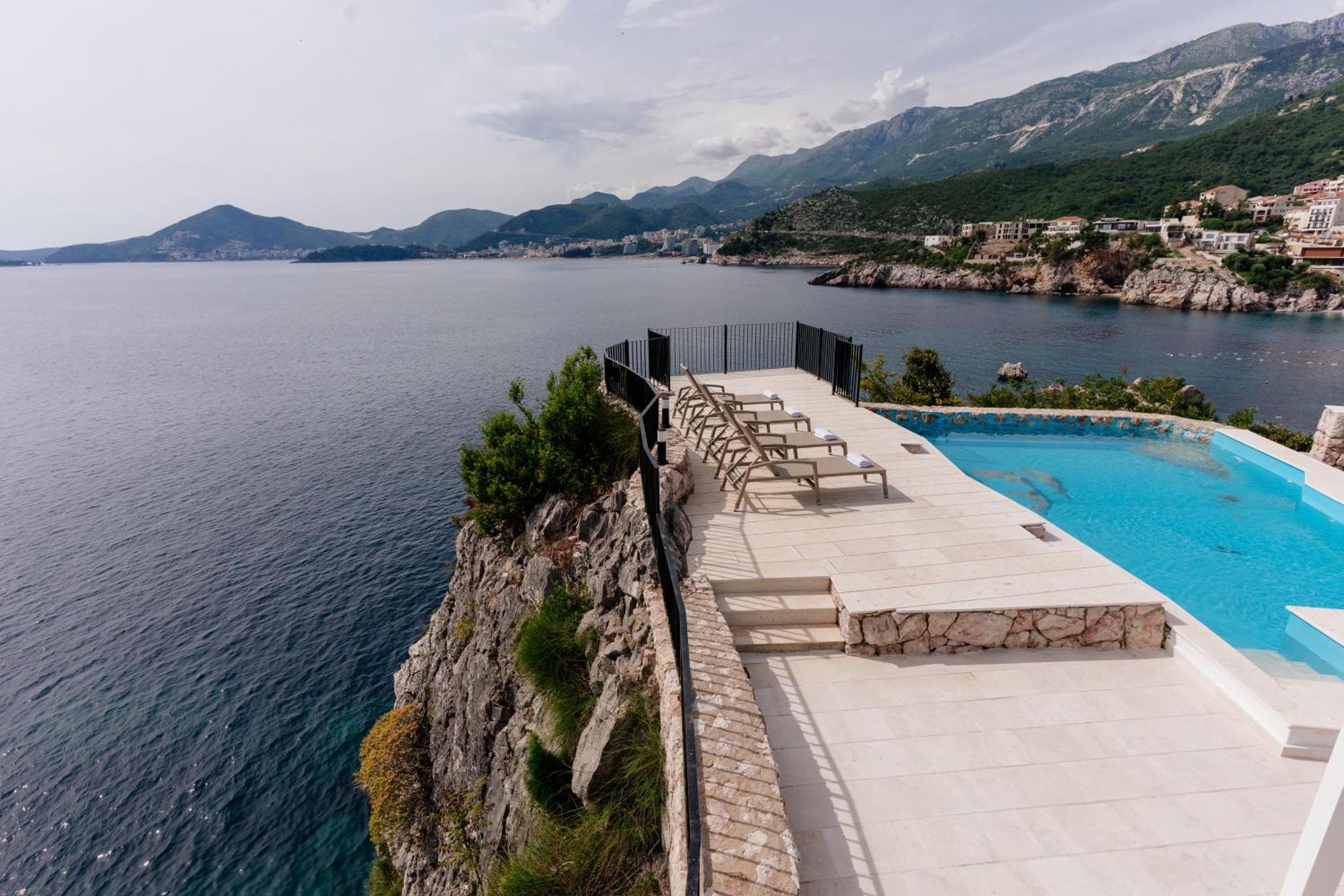 Blanche Cliff Apartments Sveti Stefan Extérieur photo