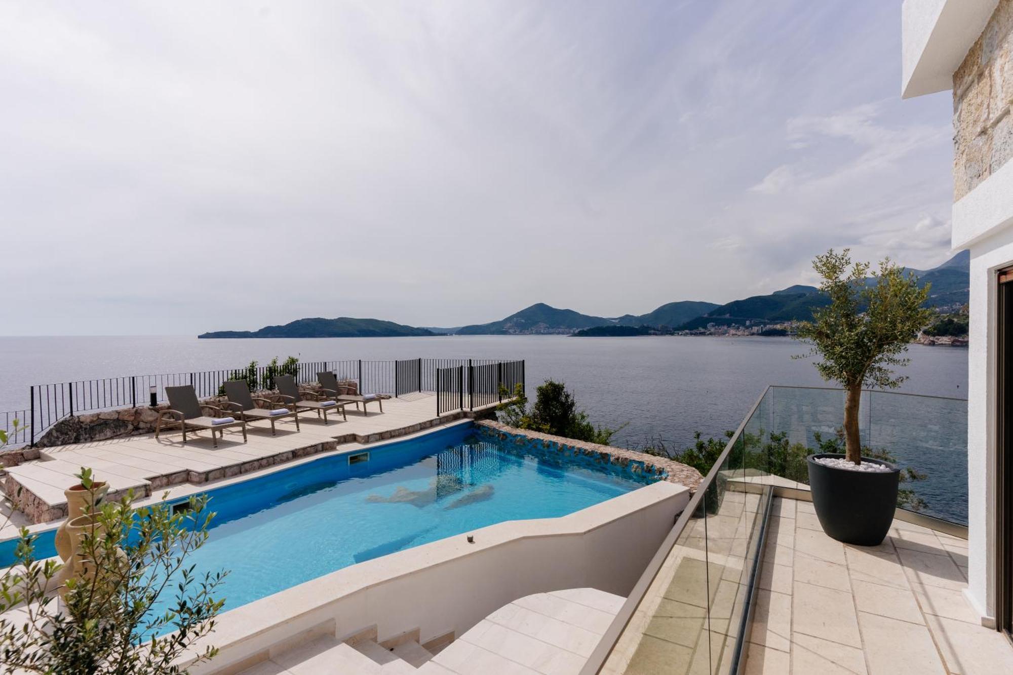 Blanche Cliff Apartments Sveti Stefan Extérieur photo
